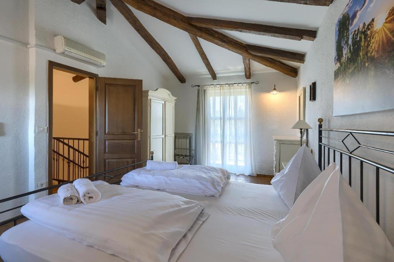 Villa Leopoldo By Istrian Country Houses Barat  외부 사진