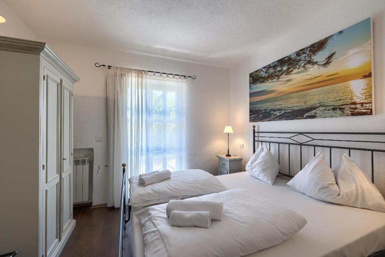 Villa Leopoldo By Istrian Country Houses Barat  외부 사진